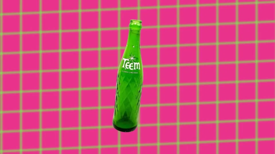 Vintage green Teem lemon-lime soda glass bottle