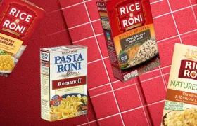 Rice-A-Roni and Pasta Roni boxes including Country Cheddar and Romanoff